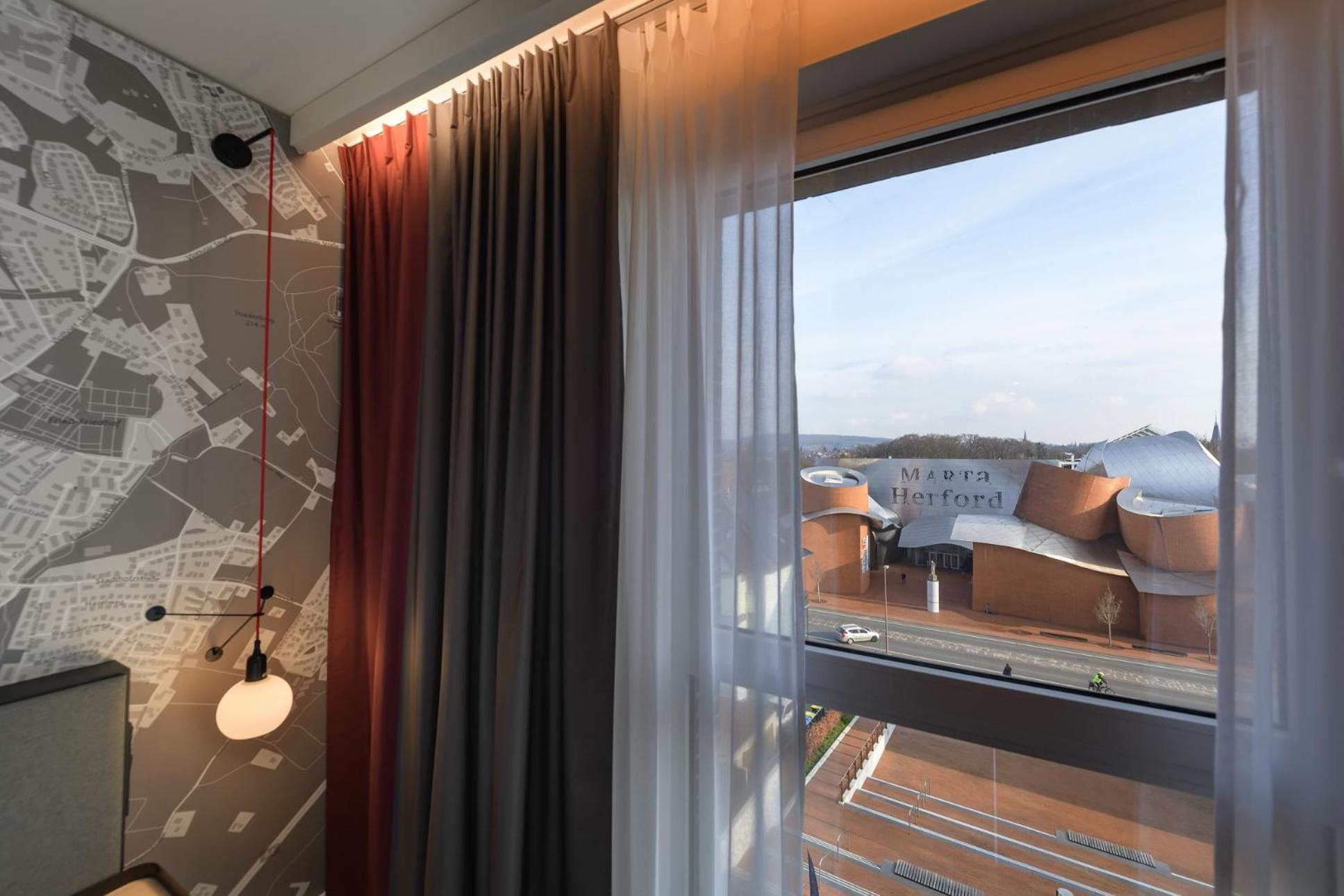 Intercityhotel הרפורד מראה חיצוני תמונה